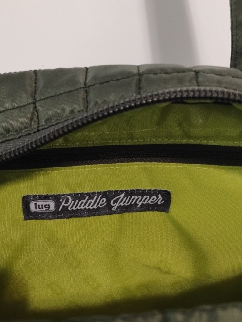 lug Olive Green Puddle Jumper Bag - Picture 2 of 11